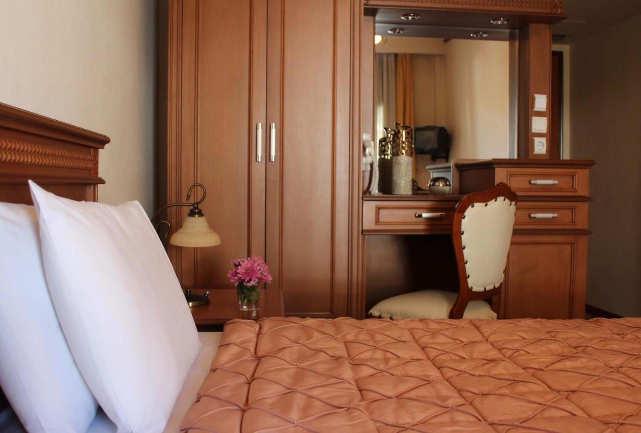 Famissi Hotel Kalambaka Cameră foto