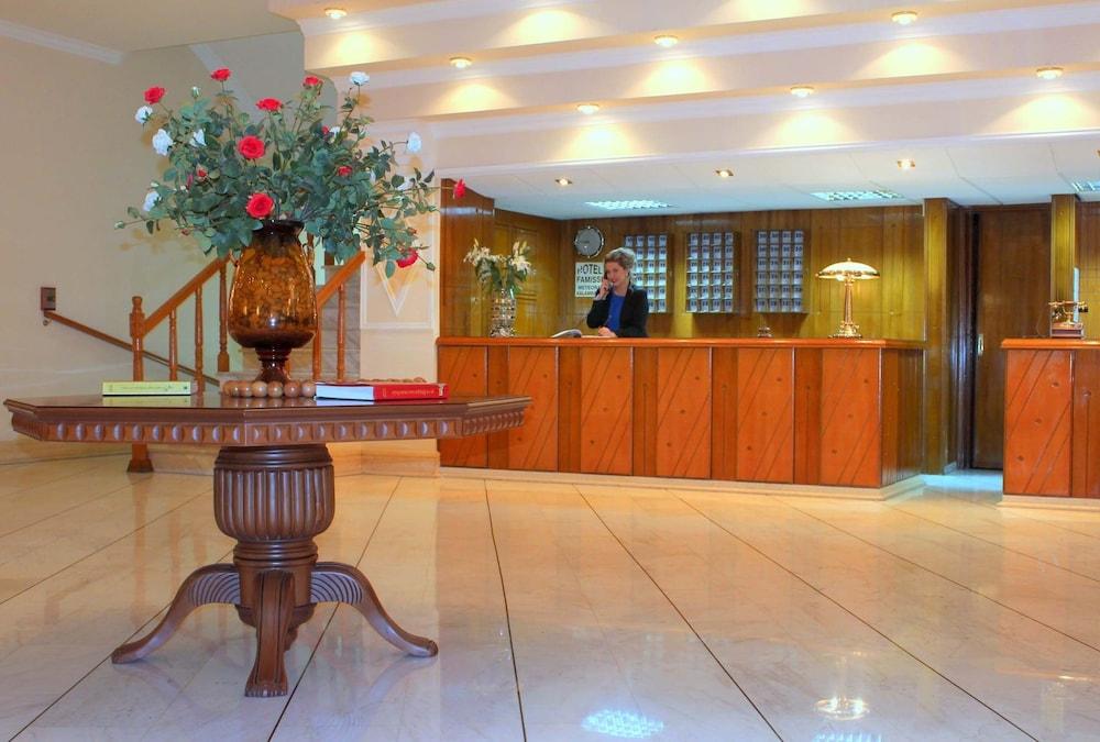 Famissi Hotel Kalambaka Exterior foto