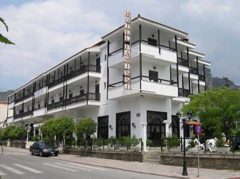 Famissi Hotel Kalambaka Exterior foto